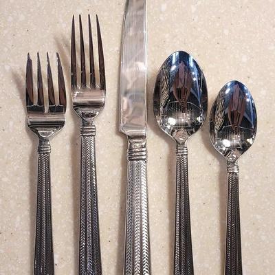 Ralph Lauren Stainless Flatware Wainwright 5 Piece Place Settings for 8 Plus Serving Pieces