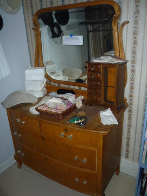 Sale Photo Thumbnail #33