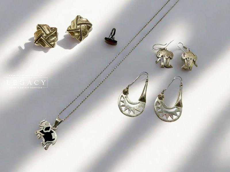Sale Photo Thumbnail #42