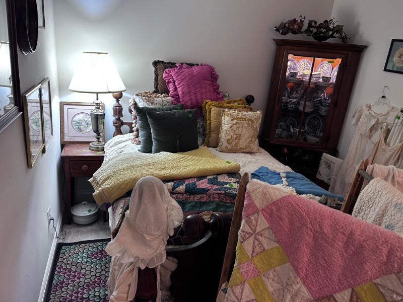 Sale Photo Thumbnail #162