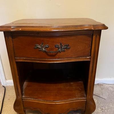 FLEUR DE-LIS Night Stand
