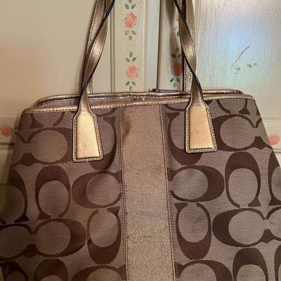 Sale Photo Thumbnail #11
