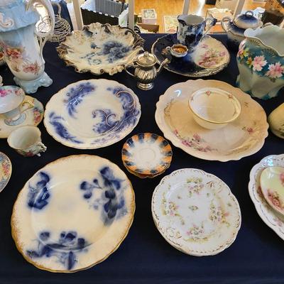 Sale Photo Thumbnail #87: Huge collection of RS Prussia porcelain, Nippon porcelain, and German porcelain