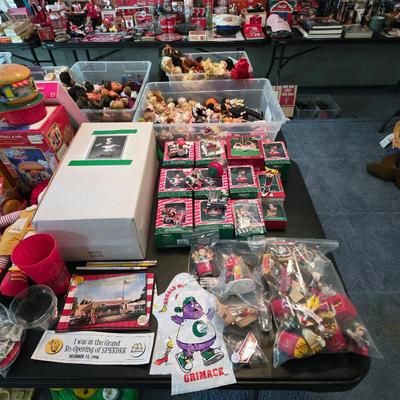 Sale Photo Thumbnail #47: Vintage McDonald's toys and collectibles