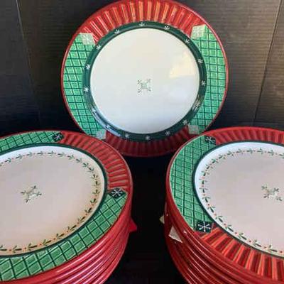 Kg214 jessica flick christmas plates