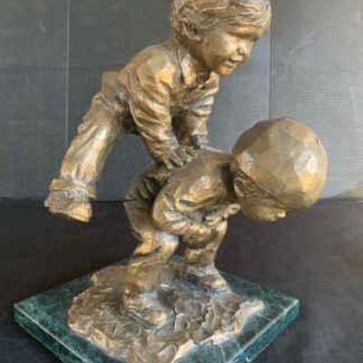 Kg115v corine hartley bronze leap frog