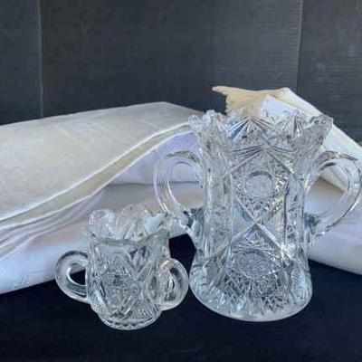 Kg194 irish linens and cut glassware