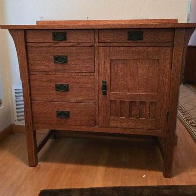 Kg206 craftsman style sideboard