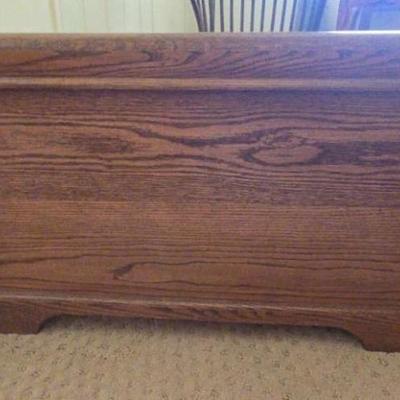 Kg127v handcrafted all solid wood amish chest