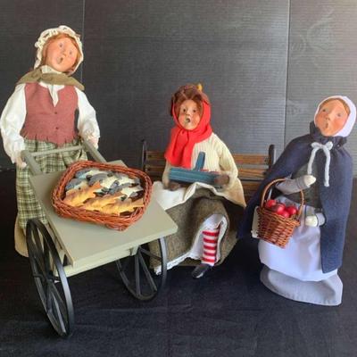 Kg123 byers choice molly malone and apple ladies