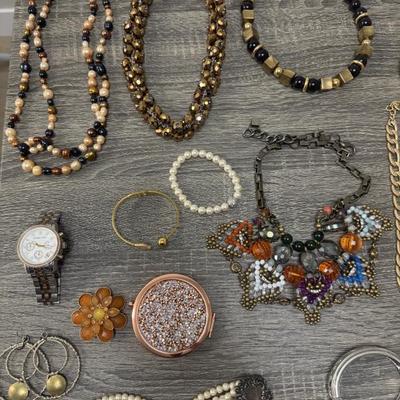 Sale Photo Thumbnail #399
