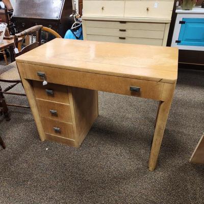 Sale Photo Thumbnail #3: 1950s Saginaw desk table