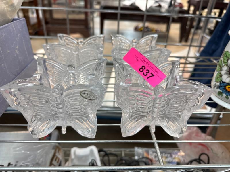 Sale Photo Thumbnail #390