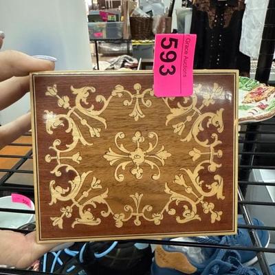 Sale Photo Thumbnail #142