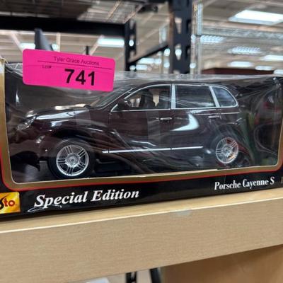 Sale Photo Thumbnail #294