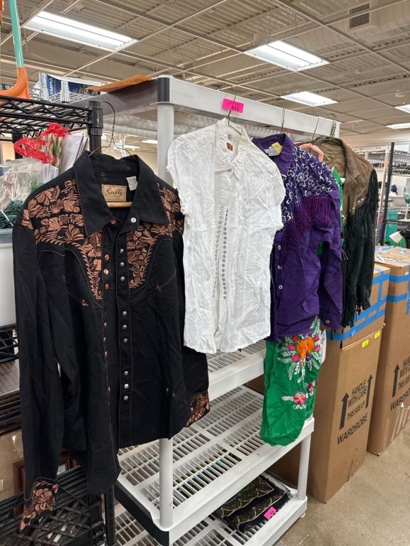 Sale Photo Thumbnail #398