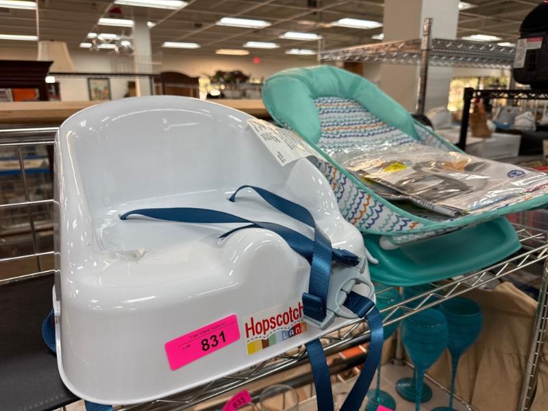 Sale Photo Thumbnail #384