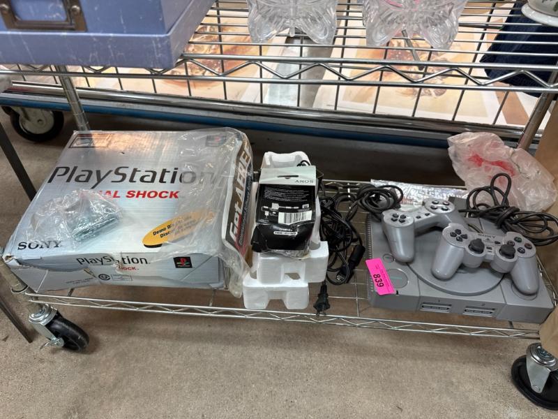Sale Photo Thumbnail #392