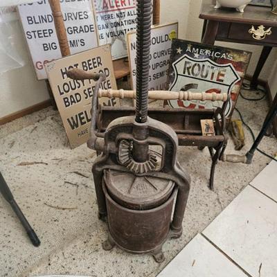 Estate sale photo