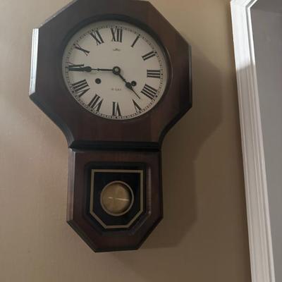 Sale Photo Thumbnail #21: Modern day clock