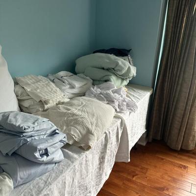 Sale Photo Thumbnail #152