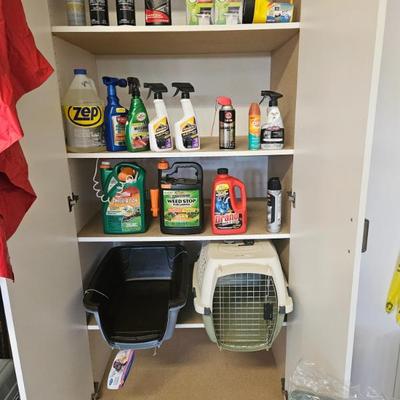 Sale Photo Thumbnail #42: Cleaning Supplies/Lawn Chemicals/Pet carriers