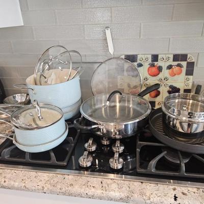 Sale Photo Thumbnail #60: Cookware