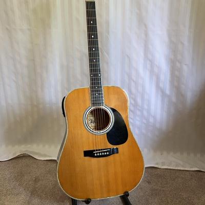 Esteban American Legacy AL-100 Acoustic Electric Guitar