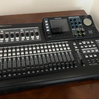 Tascam dp 24sd 24 track digital portastudio
