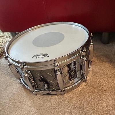 Tama lars ulrich signature snare drum gator cases icon case included