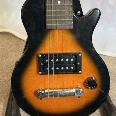 Epiphone les paul pee wee electric guitar sunburst