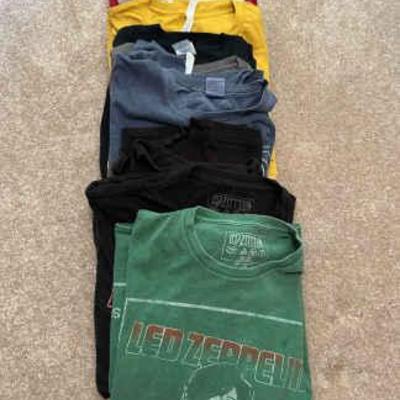 Band and concert xl t shirt lot 1 of 2