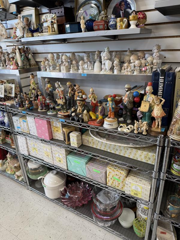 Sale Photo Thumbnail #27