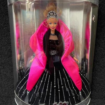 1998 Hallmark Happy Holidays Barbie