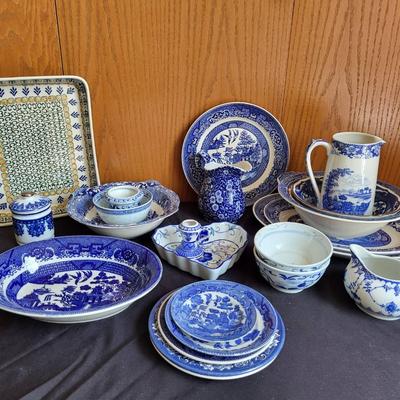 Johnson Bros Blue Willow + (BR2)