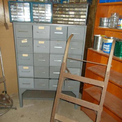 Sale Photo Thumbnail #109