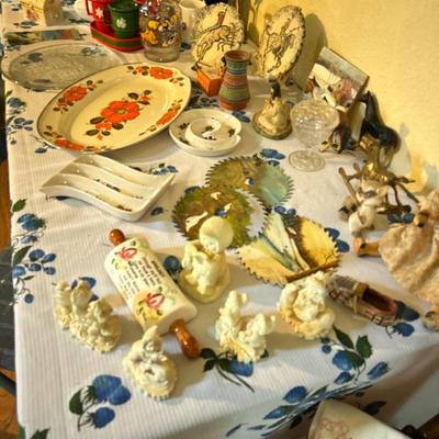 Sale Photo Thumbnail #60: Collectibles