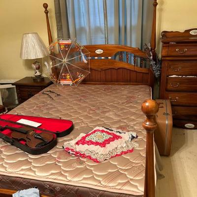 Sale Photo Thumbnail #11: Bed furniture 