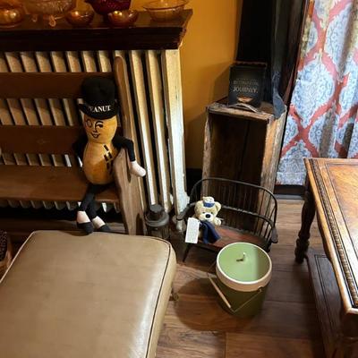 Sale Photo Thumbnail #52: Furniture 