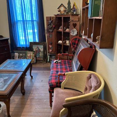 Sale Photo Thumbnail #107: Vintage furniture 