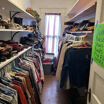 Sale Photo Thumbnail #101: Clothes .. shoes.. purses