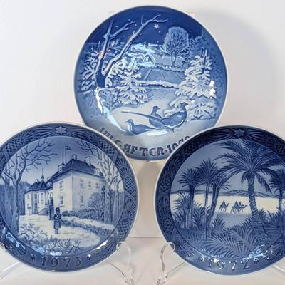 3 Royal Copenhagen Blue and White Christmas Plates | 1975 | 1972 | 1970