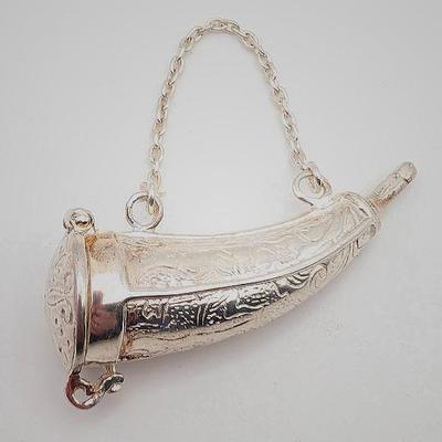 Sterling Silver Victorian Style Snuff Horn with Engraved Pattern Marked Italy
