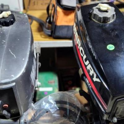 2 outboard motors 