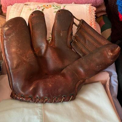 Vintage left-handed baseball glove
