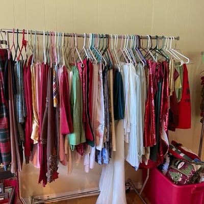 Table cloths, table runners and Christmas tree skirts