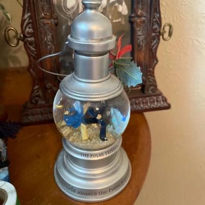 Polar Express lantern/snowglobe