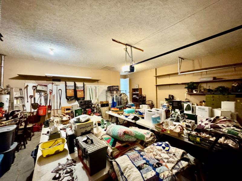 Sale Photo Thumbnail #42