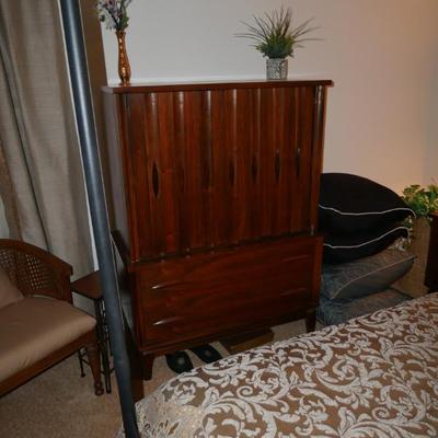 Sale Photo Thumbnail #444
