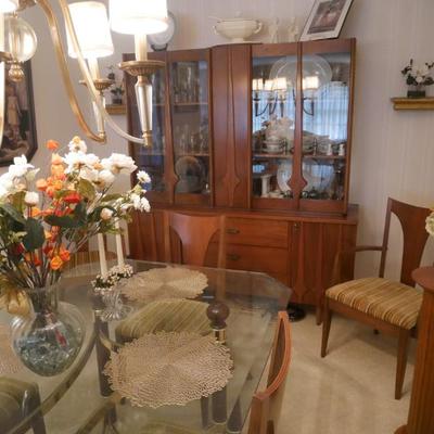 Sale Photo Thumbnail #390